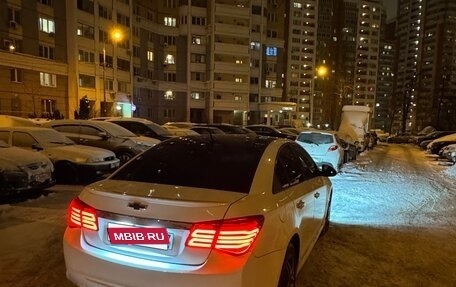 Chevrolet Cruze II, 2014 год, 950 000 рублей, 3 фотография