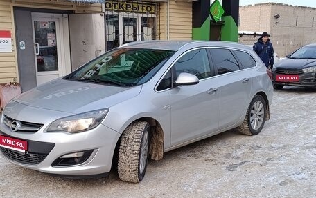 Opel Astra J, 2013 год, 950 000 рублей, 1 фотография