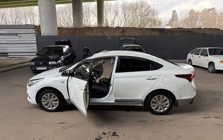 Hyundai Solaris II рестайлинг, 2018 год, 720 000 рублей, 5 фотография