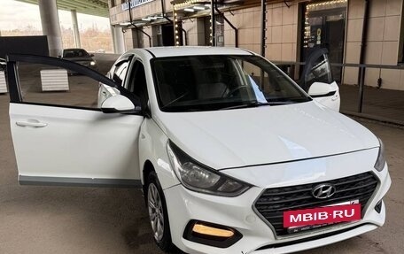 Hyundai Solaris II рестайлинг, 2018 год, 720 000 рублей, 7 фотография