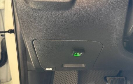 Hyundai Solaris II рестайлинг, 2018 год, 720 000 рублей, 28 фотография