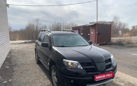 Mitsubishi Outlander III рестайлинг 3, 2003 год, 400 000 рублей, 1 фотография
