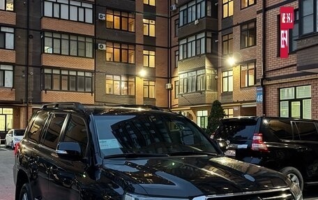 Toyota Land Cruiser 200, 2010 год, 3 100 000 рублей, 3 фотография