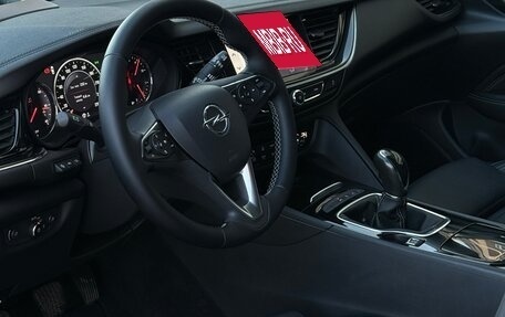 Opel Insignia II рестайлинг, 2018 год, 1 490 000 рублей, 13 фотография