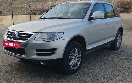 Volkswagen Touareg III, 2008 год, 1 100 000 рублей, 2 фотография