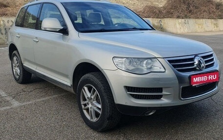 Volkswagen Touareg III, 2008 год, 1 100 000 рублей, 1 фотография