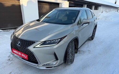 Lexus RX IV рестайлинг, 2020 год, 5 000 000 рублей, 6 фотография