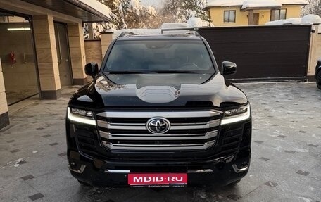 Toyota Land Cruiser, 2024 год, 13 900 000 рублей, 1 фотография