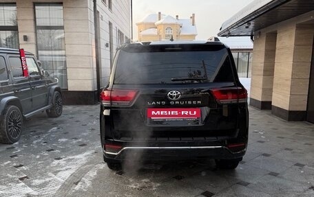 Toyota Land Cruiser, 2024 год, 13 900 000 рублей, 5 фотография