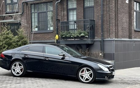 Mercedes-Benz CLS, 2005 год, 650 000 рублей, 10 фотография