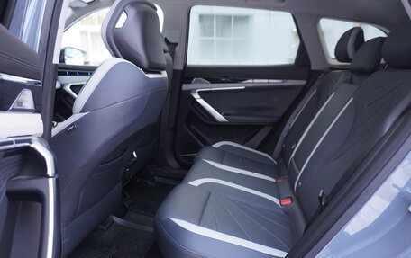 Geely Atlas, 2023 год, 2 899 000 рублей, 7 фотография