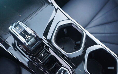 Geely Atlas, 2023 год, 2 899 000 рублей, 18 фотография