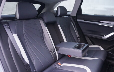 Geely Atlas, 2023 год, 2 899 000 рублей, 8 фотография