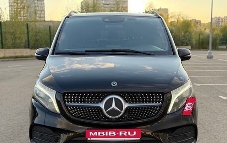 Mercedes-Benz V-Класс, 2019 год, 4 960 000 рублей, 8 фотография