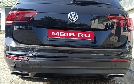 Volkswagen Tiguan II, 2019 год, 2 350 000 рублей, 1 фотография