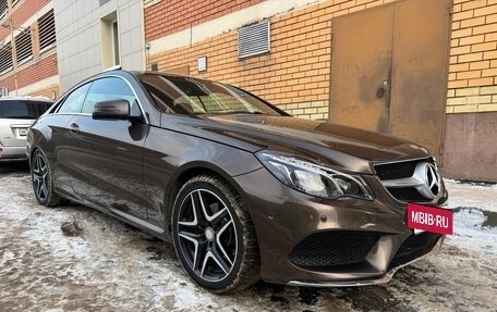 Mercedes-Benz E-Класс, 2015 год, 2 200 000 рублей, 2 фотография