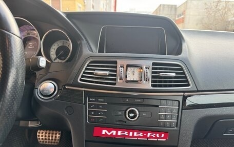 Mercedes-Benz E-Класс, 2015 год, 2 200 000 рублей, 6 фотография