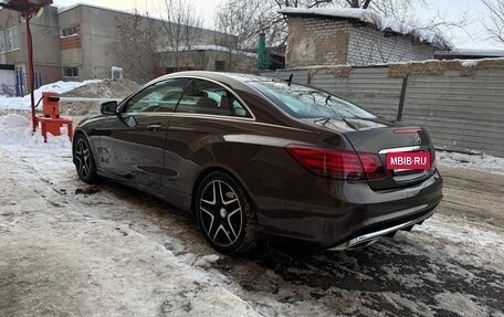 Mercedes-Benz E-Класс, 2015 год, 2 200 000 рублей, 5 фотография