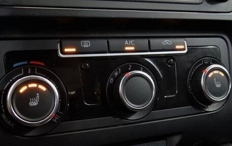 Volkswagen Jetta VI, 2012 год, 1 050 000 рублей, 11 фотография