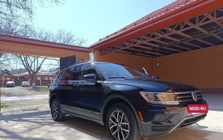 Volkswagen Tiguan II, 2019 год, 2 350 000 рублей, 8 фотография