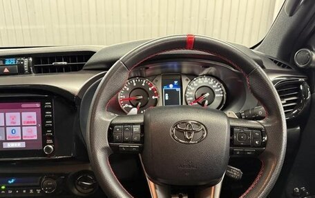 Toyota Hilux VIII, 2023 год, 3 950 002 рублей, 16 фотография