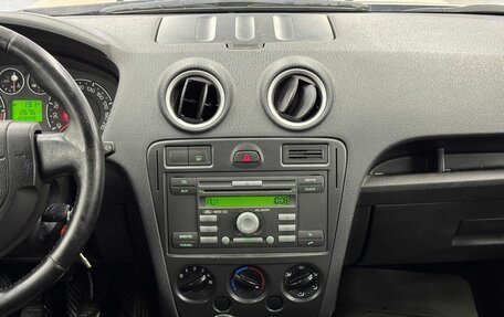 Ford Fusion I, 2006 год, 309 000 рублей, 13 фотография