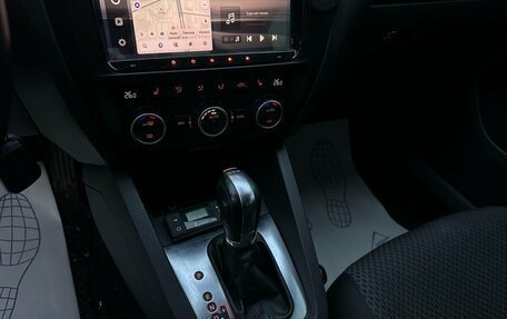 Volkswagen Jetta VI, 2012 год, 1 449 000 рублей, 16 фотография