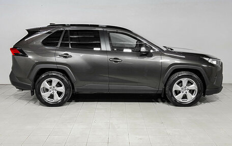 Toyota RAV4, 2021 год, 3 299 000 рублей, 4 фотография