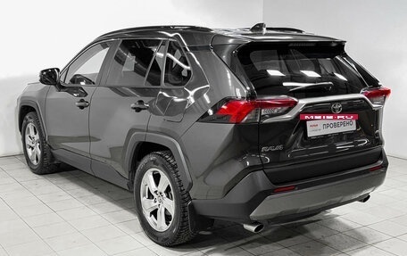 Toyota RAV4, 2021 год, 3 299 000 рублей, 5 фотография