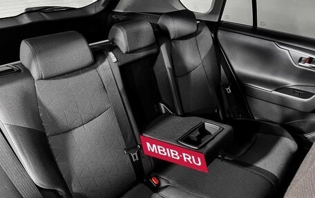 Toyota RAV4, 2021 год, 3 299 000 рублей, 13 фотография