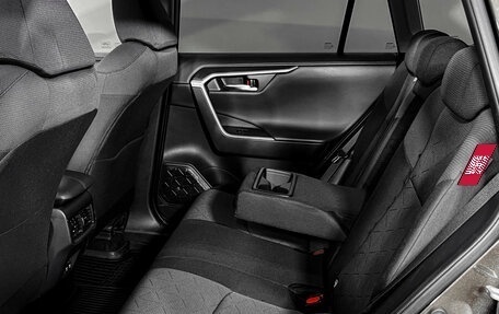 Toyota RAV4, 2021 год, 3 299 000 рублей, 16 фотография