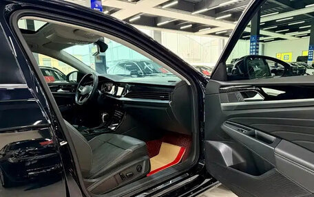 Volkswagen Passat B8 рестайлинг, 2022 год, 2 200 000 рублей, 12 фотография