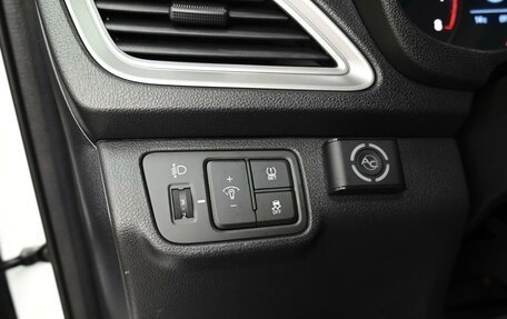 Hyundai Solaris II рестайлинг, 2019 год, 1 598 000 рублей, 20 фотография