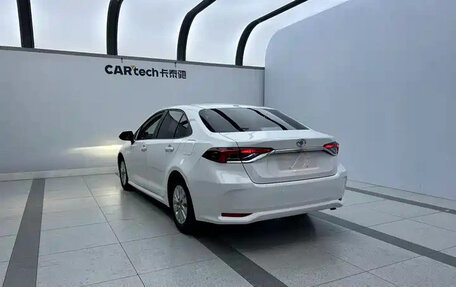 Toyota Corolla, 2021 год, 1 550 000 рублей, 3 фотография