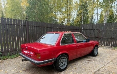 BMW 3 серия, 1985 год, 515 000 рублей, 2 фотография