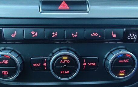 Volkswagen Sharan II, 2014 год, 1 450 000 рублей, 21 фотография