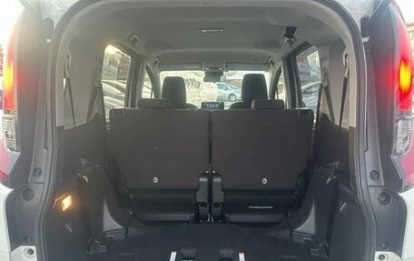 Toyota Sienta, 2023 год, 1 150 000 рублей, 2 фотография