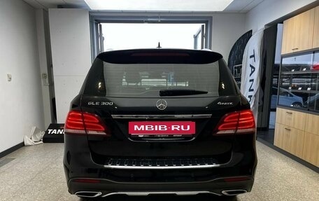 Mercedes-Benz GLE, 2017 год, 3 850 000 рублей, 6 фотография