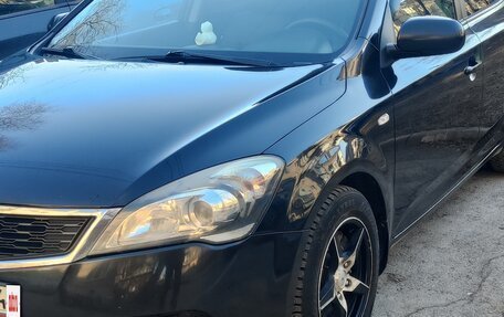 KIA cee'd I рестайлинг, 2011 год, 700 000 рублей, 1 фотография