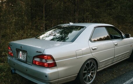 Nissan Laurel VIII, 2001 год, 570 000 рублей, 2 фотография