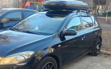 KIA cee'd I рестайлинг, 2011 год, 700 000 рублей, 2 фотография