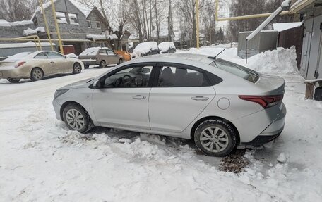 Hyundai Solaris II рестайлинг, 2020 год, 950 000 рублей, 4 фотография