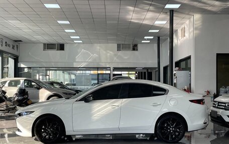 Mazda 3, 2022 год, 1 960 000 рублей, 6 фотография