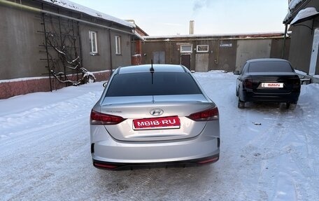 Hyundai Solaris II рестайлинг, 2020 год, 1 550 000 рублей, 4 фотография