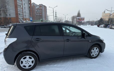 Toyota Verso I, 2012 год, 1 150 000 рублей, 3 фотография