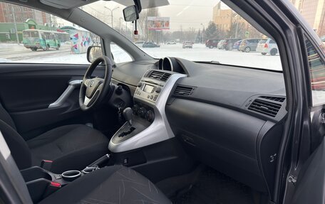 Toyota Verso I, 2012 год, 1 150 000 рублей, 7 фотография