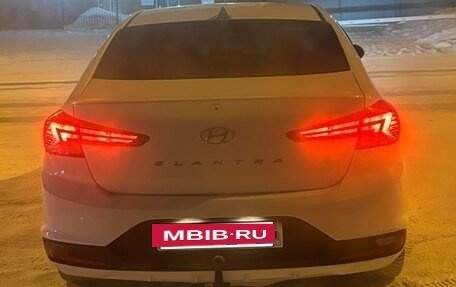 Hyundai Elantra VI рестайлинг, 2020 год, 1 700 000 рублей, 6 фотография