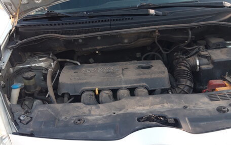 Toyota Corolla Verso I, 2006 год, 755 000 рублей, 6 фотография