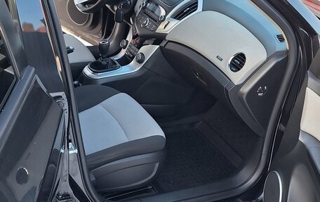 Chevrolet Cruze II, 2013 год, 950 000 рублей, 11 фотография