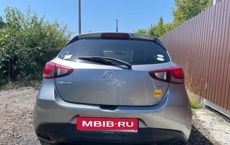 Mazda Demio IV, 2016 год, 1 050 000 рублей, 5 фотография